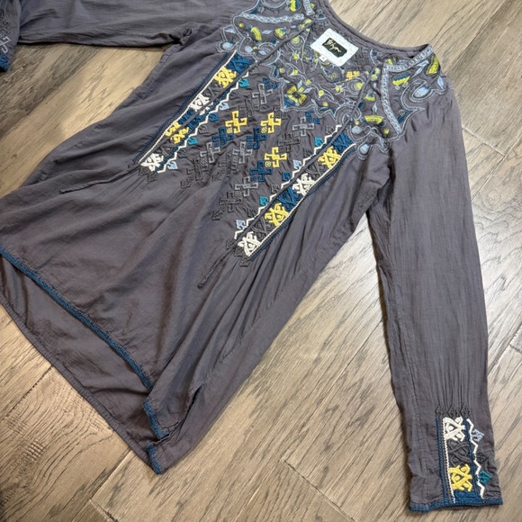 Johnny Was BIYA Embroidered Tunic Top Gray Long Sleeve Boho Women's Size S - Picture 6 of 11